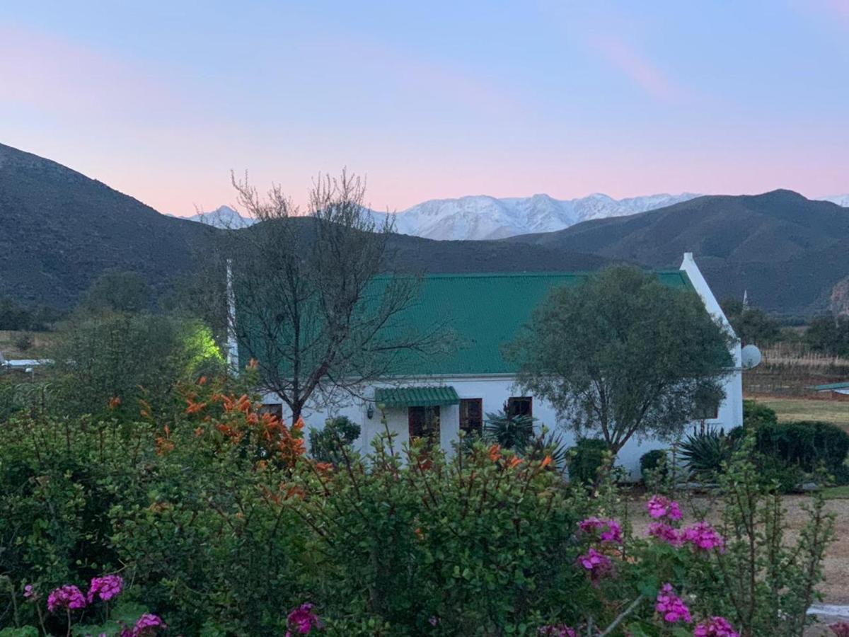 Berluda Farmhouse And Cottages Oudtshoorn Kültér fotó